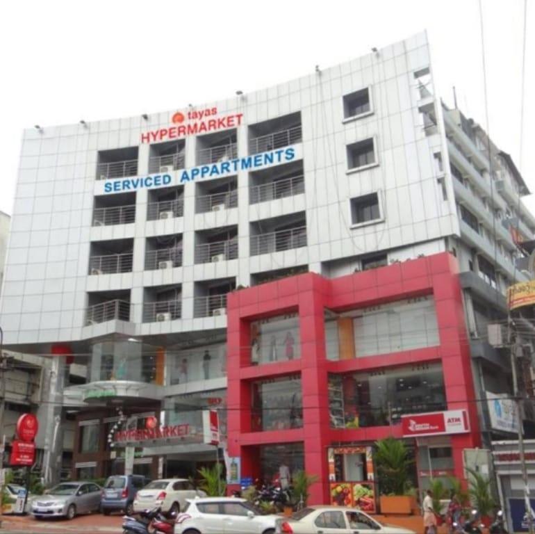 Hotel Tayas Trippapur Exteriör bild
